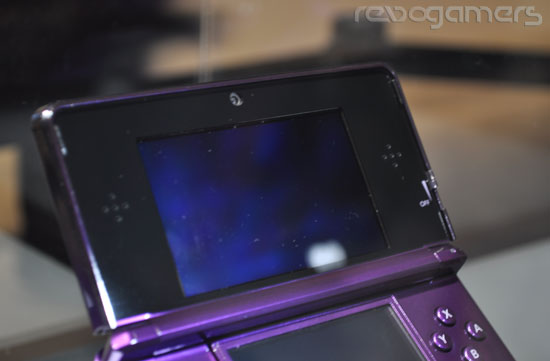 Nintendo 3DS - colores, base, cartuchos y estuches Nintendo 3DS - colores, base, cartuchos y estuches